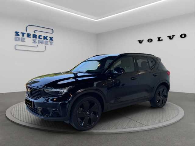 XC40 Black Edition Plus, B3 Mild-Hybrid, Benzine + 360°+ H&K + Driver Awareness + ...