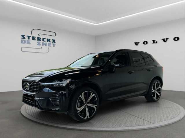 Volvo XC60 II Plus, B4 Mild-Hybrid, Benzine, Dark + Pano + 360° Camera + Blis + ….
